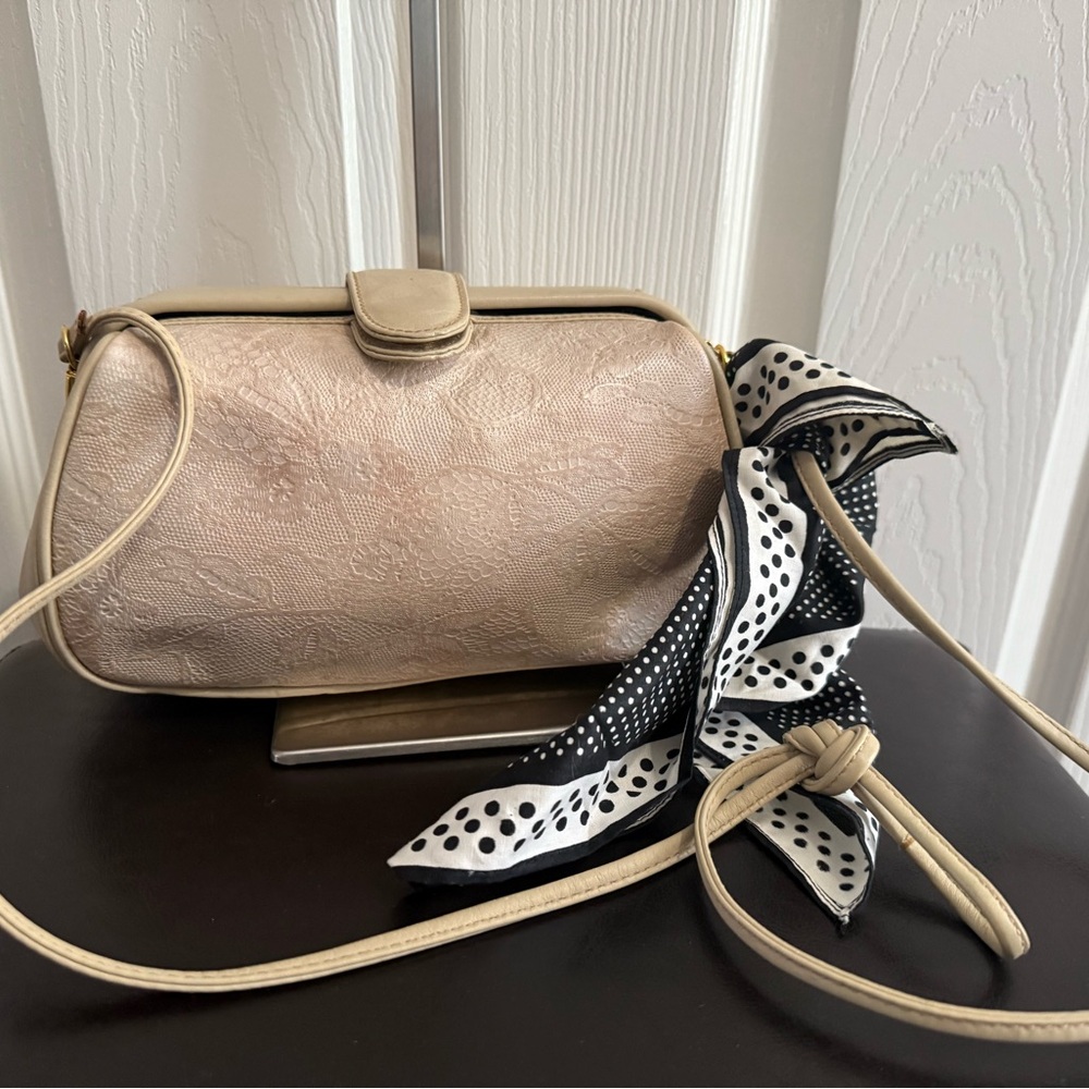 1970-1980s Susan Gail Purse